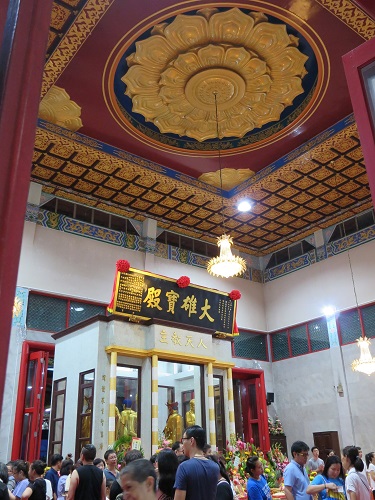 ミャンマー寺院内部の写真 5
